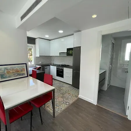Isabel Vng Apartment